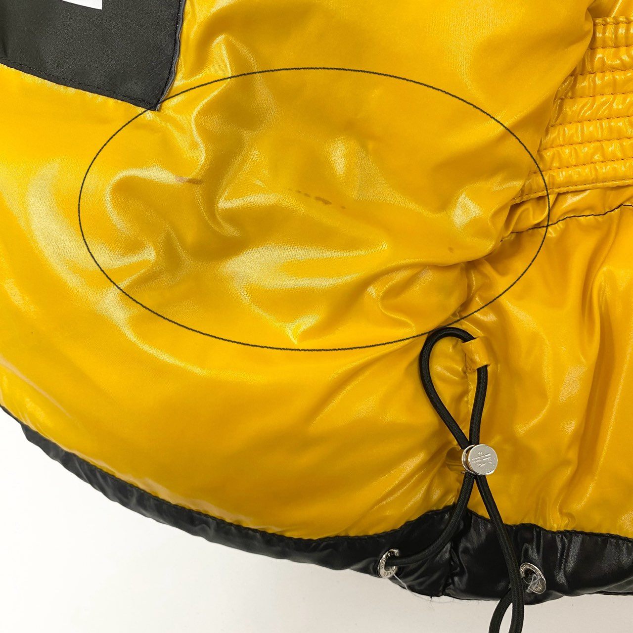 73j28 MONCLER モンクレール ジーニアス DERVAUX ダウンジャケット E20914137505 Size 1 ブラック イエロー アウター DOWN JACKET メンズt18r