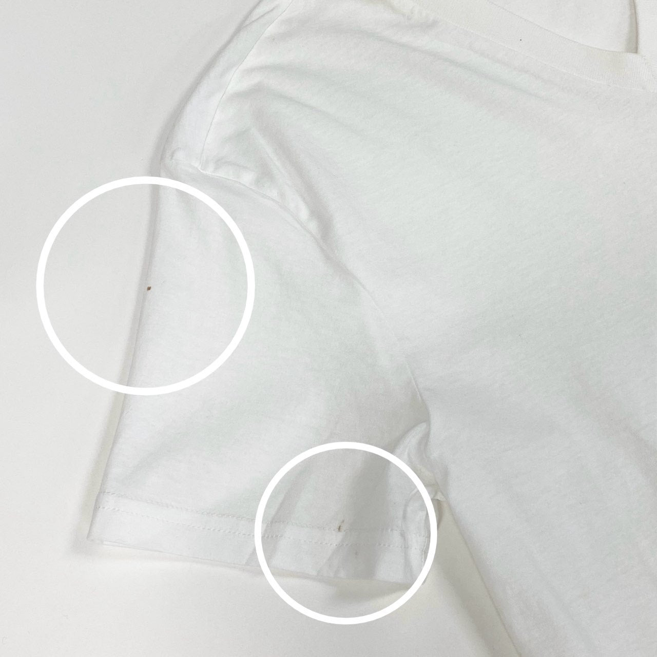 35a30 PRADA プラダ 半袖Tシャツ VネックTシャツ 三角ロゴ カットソー トップス Sサイズ ホワイト コットン100% メンズ 男性用o07t