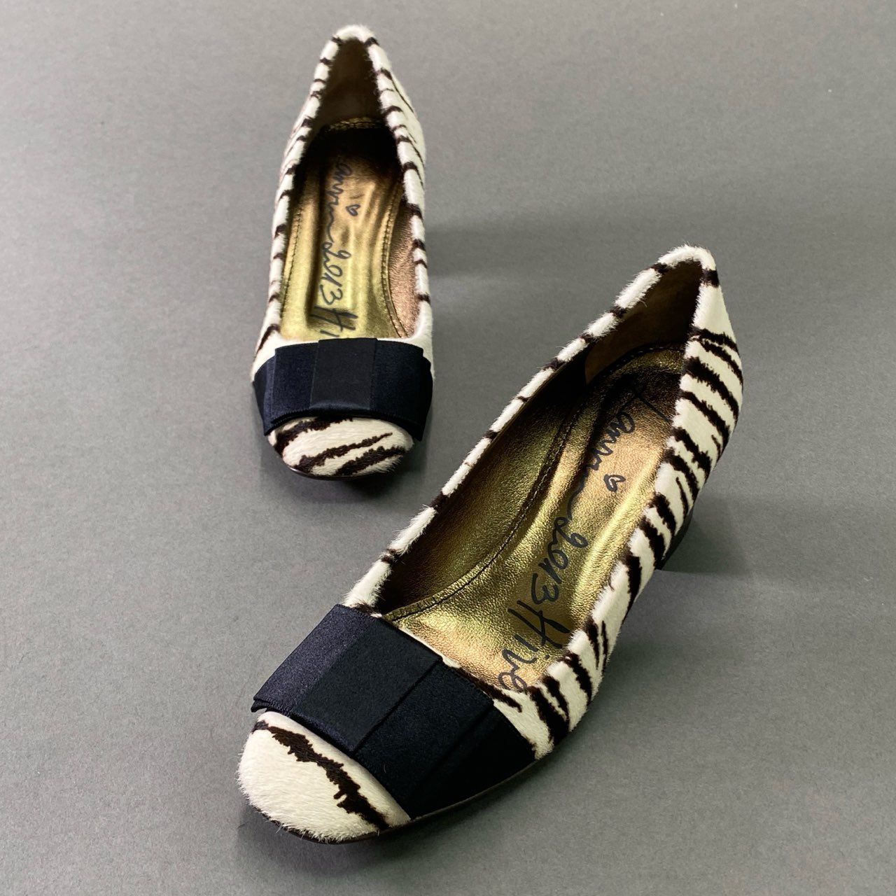 1f23 《未使用》 LANVIN ランバン ハラコ リボンパンプス 37 ホワイト ブラック レザー シューズ 箱付き