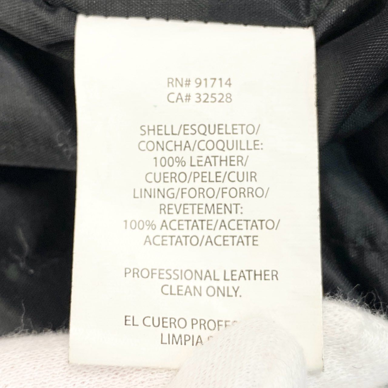 37a19 【ヴィンテージ】ARMANI EXCHANGE アルマーニエクスチェンジ ラムファー ショートレザージャケット サイズXS ブラック レザー レディース アウター ファージャケットk02i