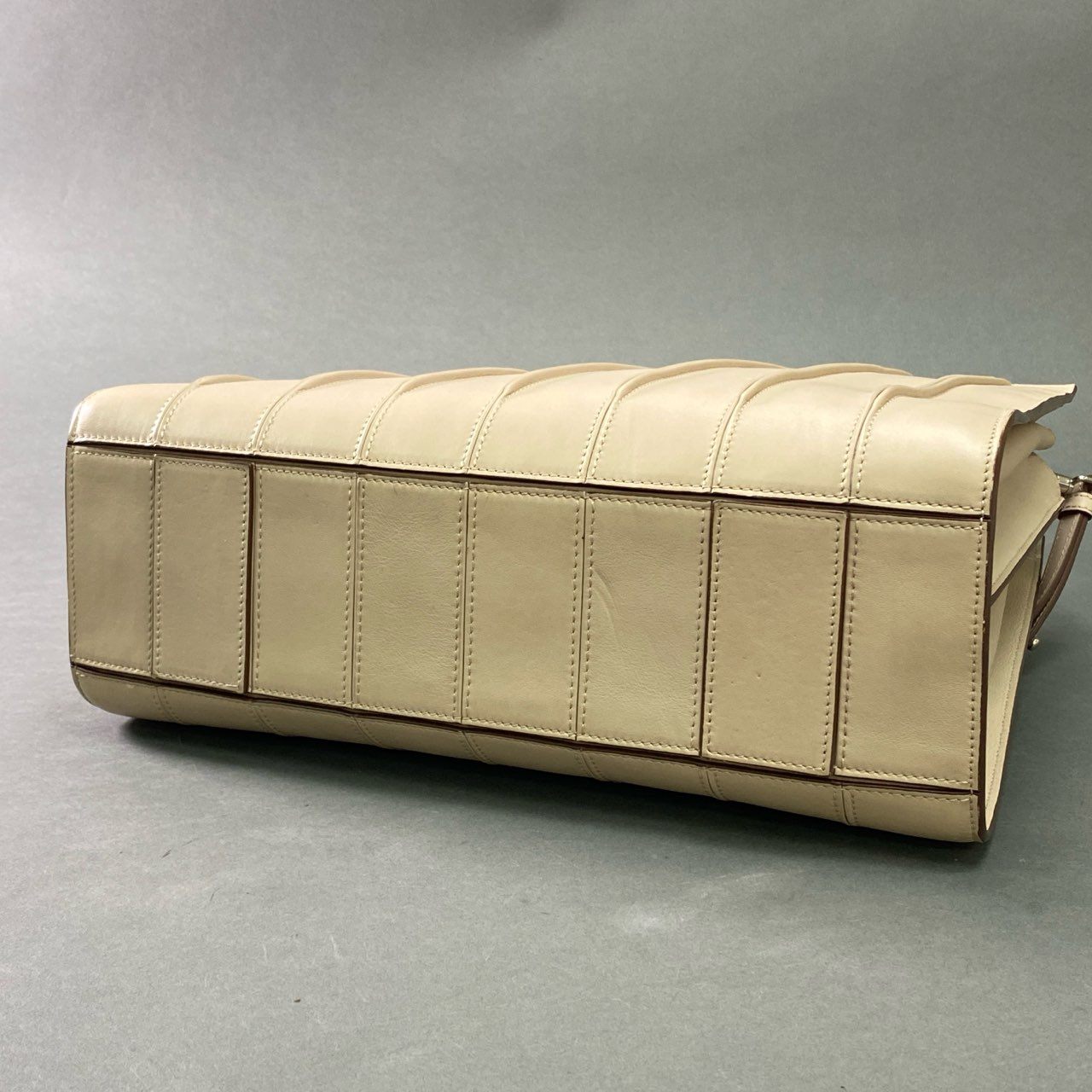 Cb10 定価¥268,400 Max Mara マックスマーラ Whitney Bag ホイットニーバッグ ベージュ レザー by Renzo Piano 2WAY 高級 鞄