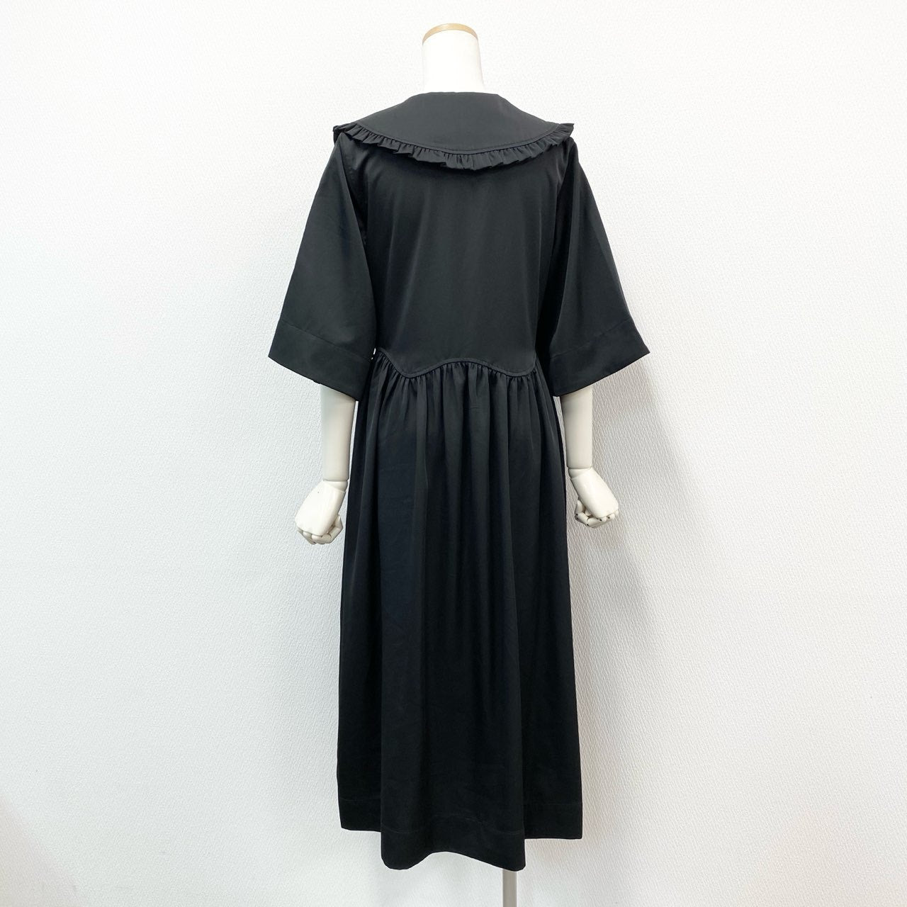 43c29 《美品》 GANNI ガニー フリルビッグカラー オープンワンピース XXS ブラック ドレス ガウン