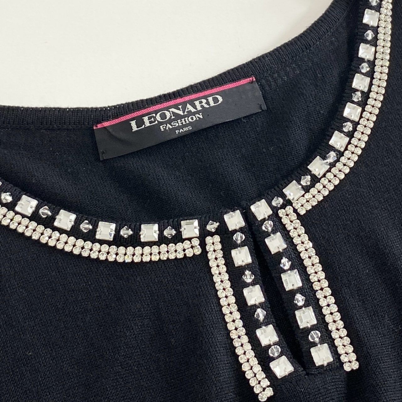 31h30 LEONARD FASHION レオナール ラインストーン装飾 カシミヤニットベスト ノースリーブトップス 美しいプリント切替 0387954 サイズL ブラック カシミヤ100% レディース