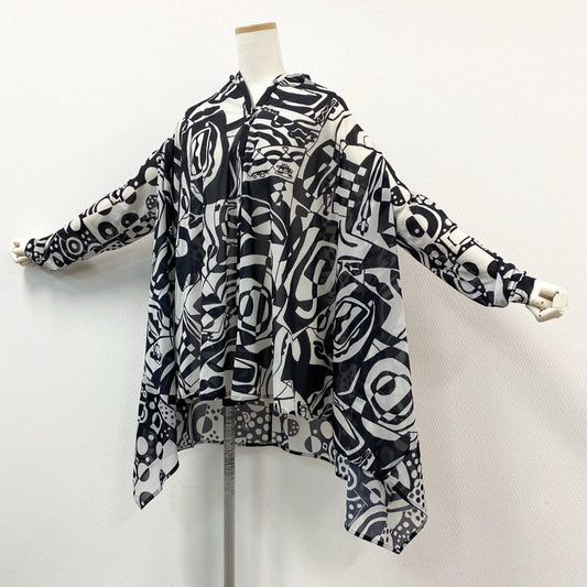 70i2 《未使用保管品》 タグ付 TOKUKO 1er Vol トクコプルミエヴォル 日本製 総柄プリント 長袖ブラウス チュニック ゆったりシルエット 9 Mサイズ ブラック ライトグレー レディースo07t