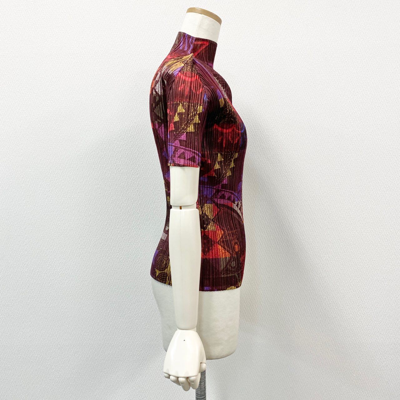 47b28 【美品】 PLEATS PLEASE プリーツプリーズ イッセイミヤケ 総柄プリーツカットソー トップス PP71-JK581 サイズ3 マルチカラー ポリエステル100% レディース