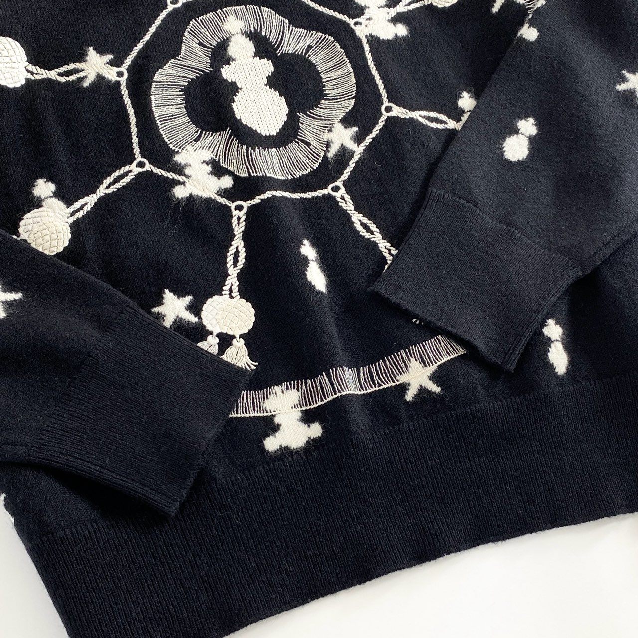 79j2 HERMES エルメス Poste et Cavalerie サーベル飾袋 刺繍 カシミアニット セーター サイズ42 ブラック ホワイト カシミヤ100% レディース イタリア製