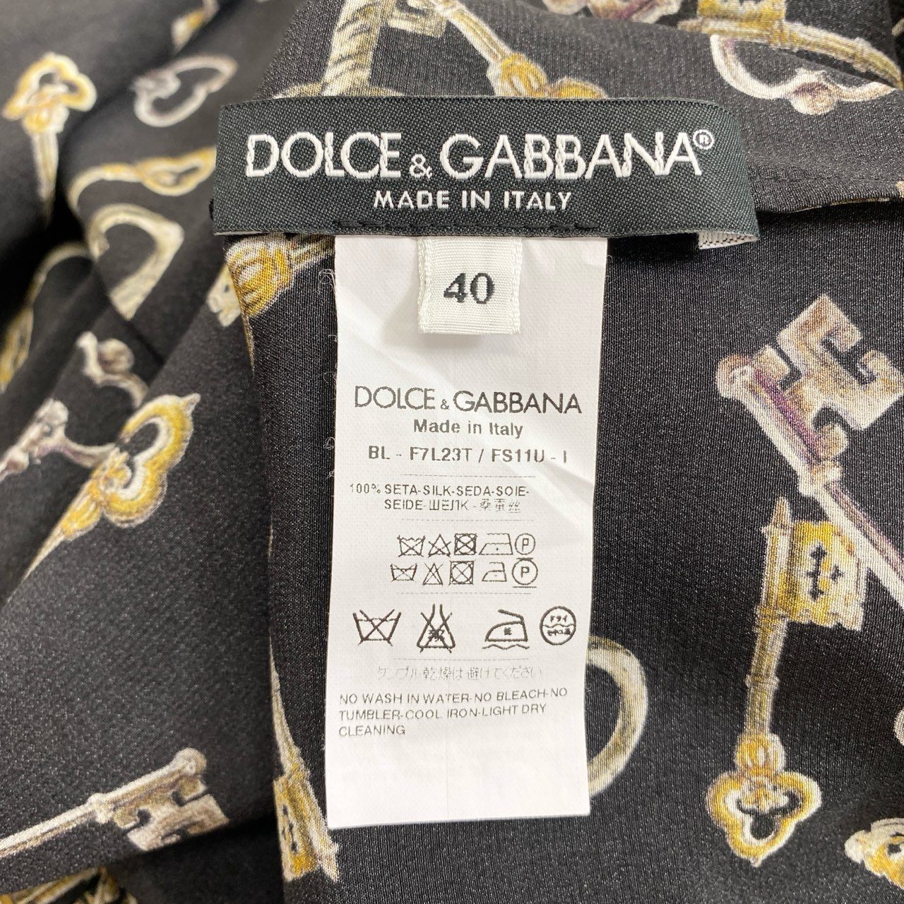 17f14 【美品】 DOLCE&GABBANA ドルチェ&ガッバーナ ボウタイ シルクブラウス 総柄ブラウス カギ キーデザイン サイズ40 ブラック シルク100% レディース
