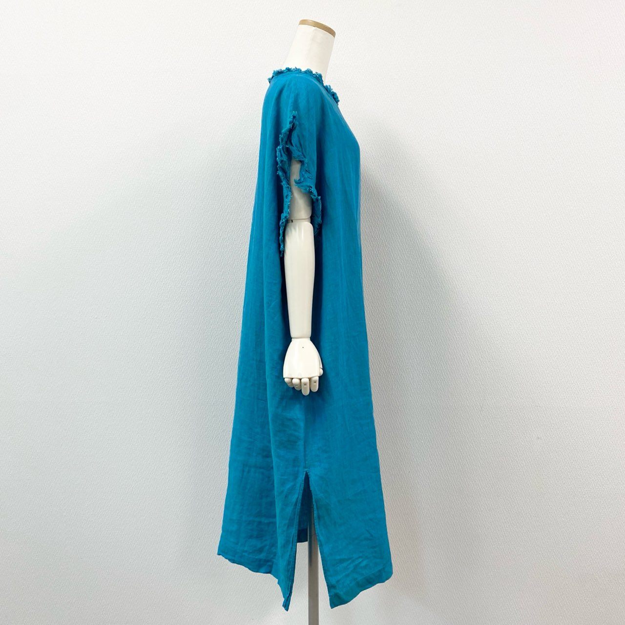 48h14《美品》 HOUSE OF LOTUS ハウスオブロータス カットオフリネンワンピース ロングワンピース フレンチスリーブ サイズM ブルー 麻 リネン100 レディースu02t