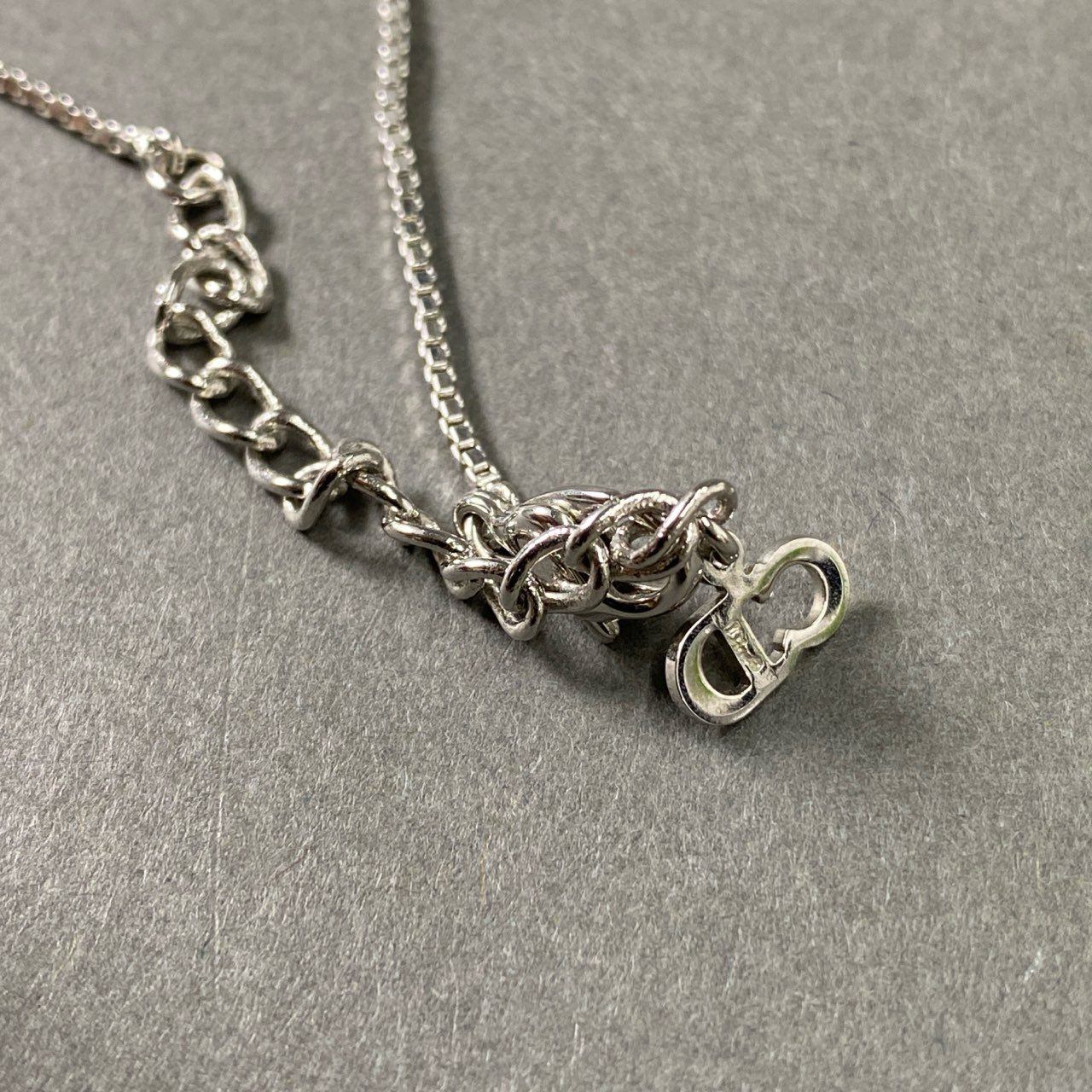 3e12 Christian Dior クリスチャン ディオール ボタンデザイン ネックレス シルバー アクセサリー ジュエリー CD