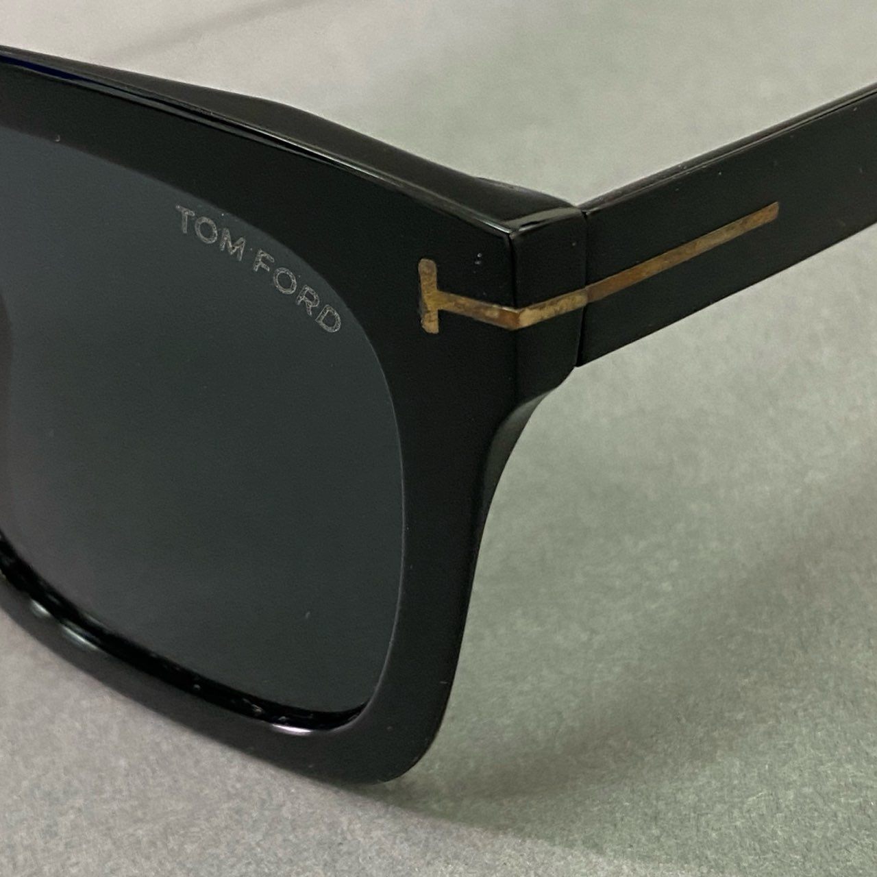 j29 TOM FORD トムフォード サングラス 眼鏡 アイウェア メガネ スクエア ウィリントン イタリア製 TF892-2 56□22 145 ブラック