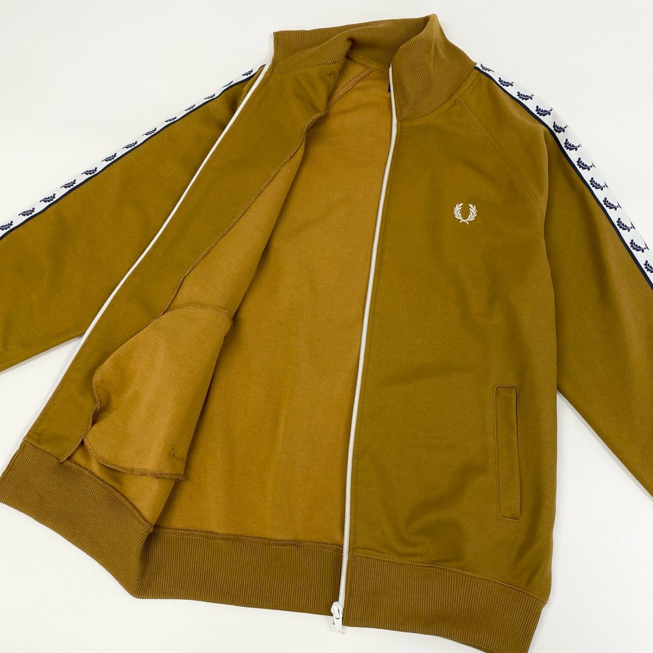 68g24 FRED PERRY フレッドペリー サイドライン トラックジャケット ジャージ サイズS マスタード メンズ_