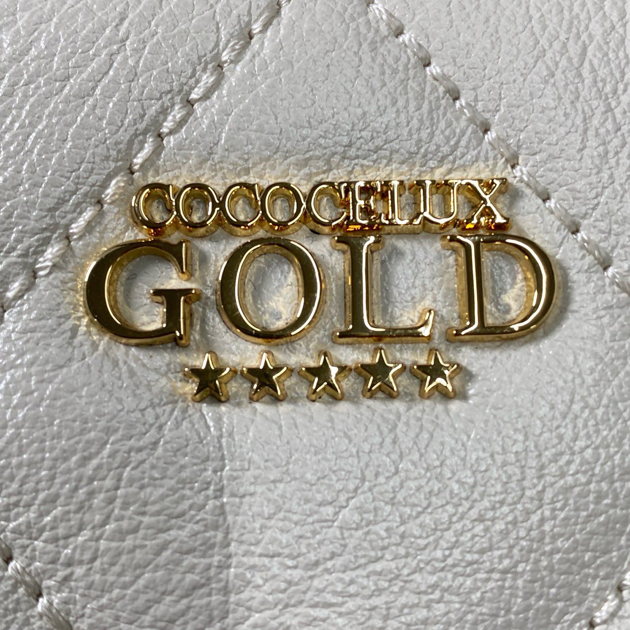 26f23 《美品》定価¥85,800 COCOCELUX GOLD ココセリュックス ゴールド ダイヤモンドレザー L字 ラウンドジップウォレット 長財布 501AB0318 ホワイト Leather キルティング