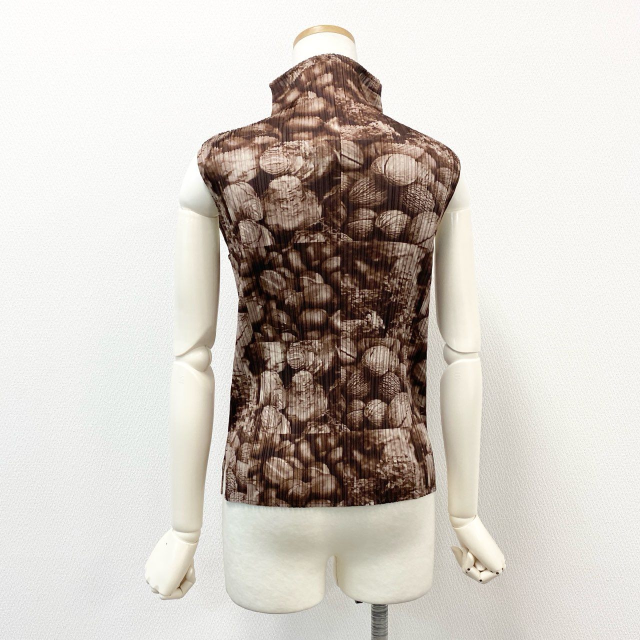 75f24 PLEATS PLEASE ISSEY MIYAKE プリーツプリーズイッセイミヤケ 日本製 ハイネックノースリーブカットソー トップス ブラウス PP63-JK691 3 ブラウン レディース