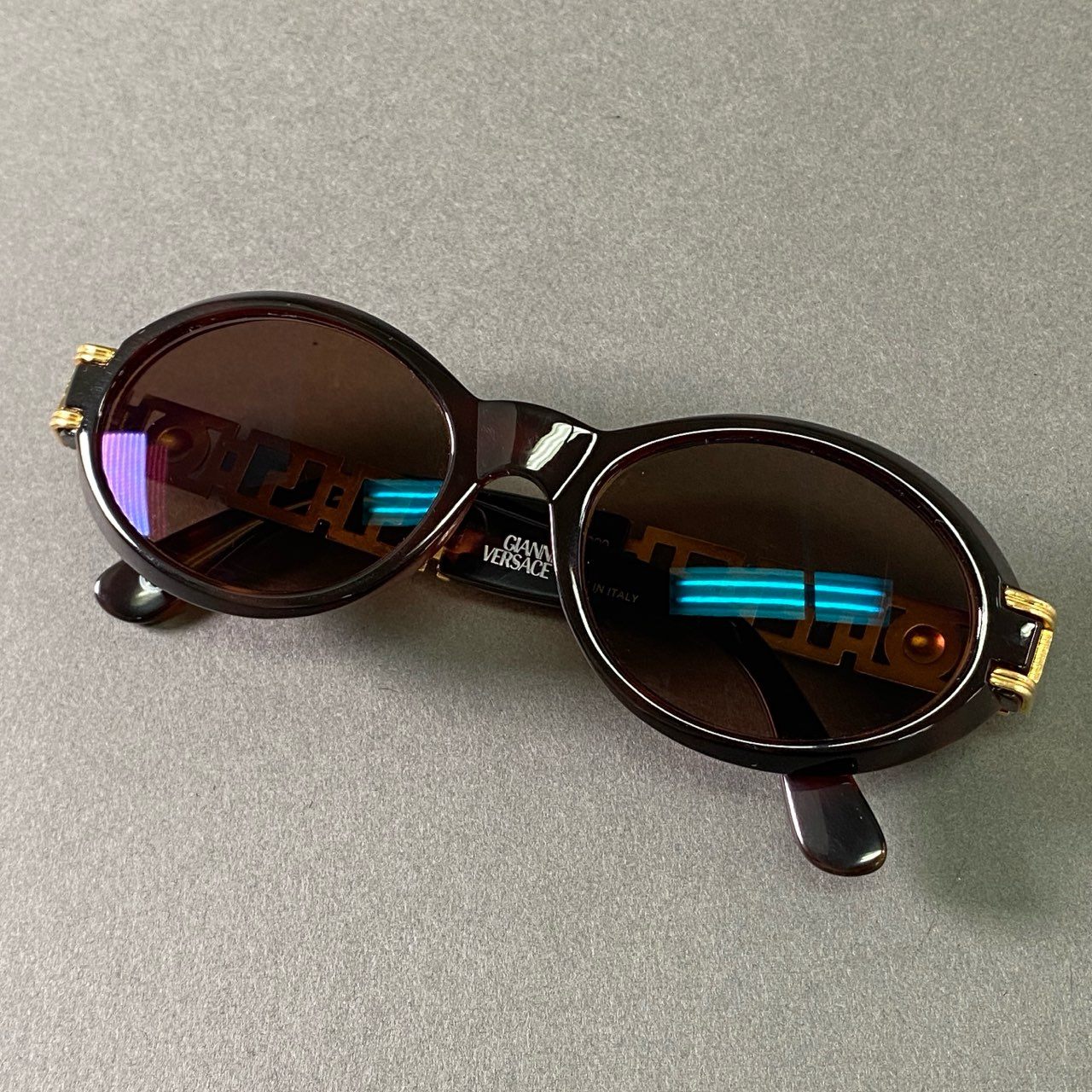 a17 GIANNI VERSACE ジャンニ ヴェルサーチ メデューサ サングラス ブラウン ゴールド アイウェア 眼鏡 イタリア製 ヴィンテージ VINTAGE