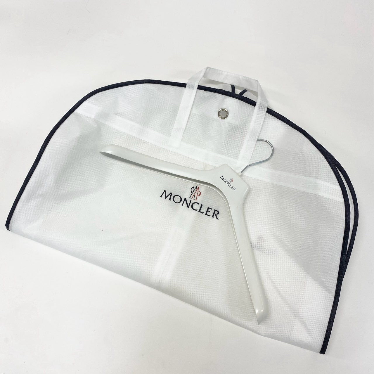 73j28 MONCLER モンクレール ジーニアス DERVAUX ダウンジャケット E20914137505 Size 1 ブラック イエロー アウター DOWN JACKET メンズt18r