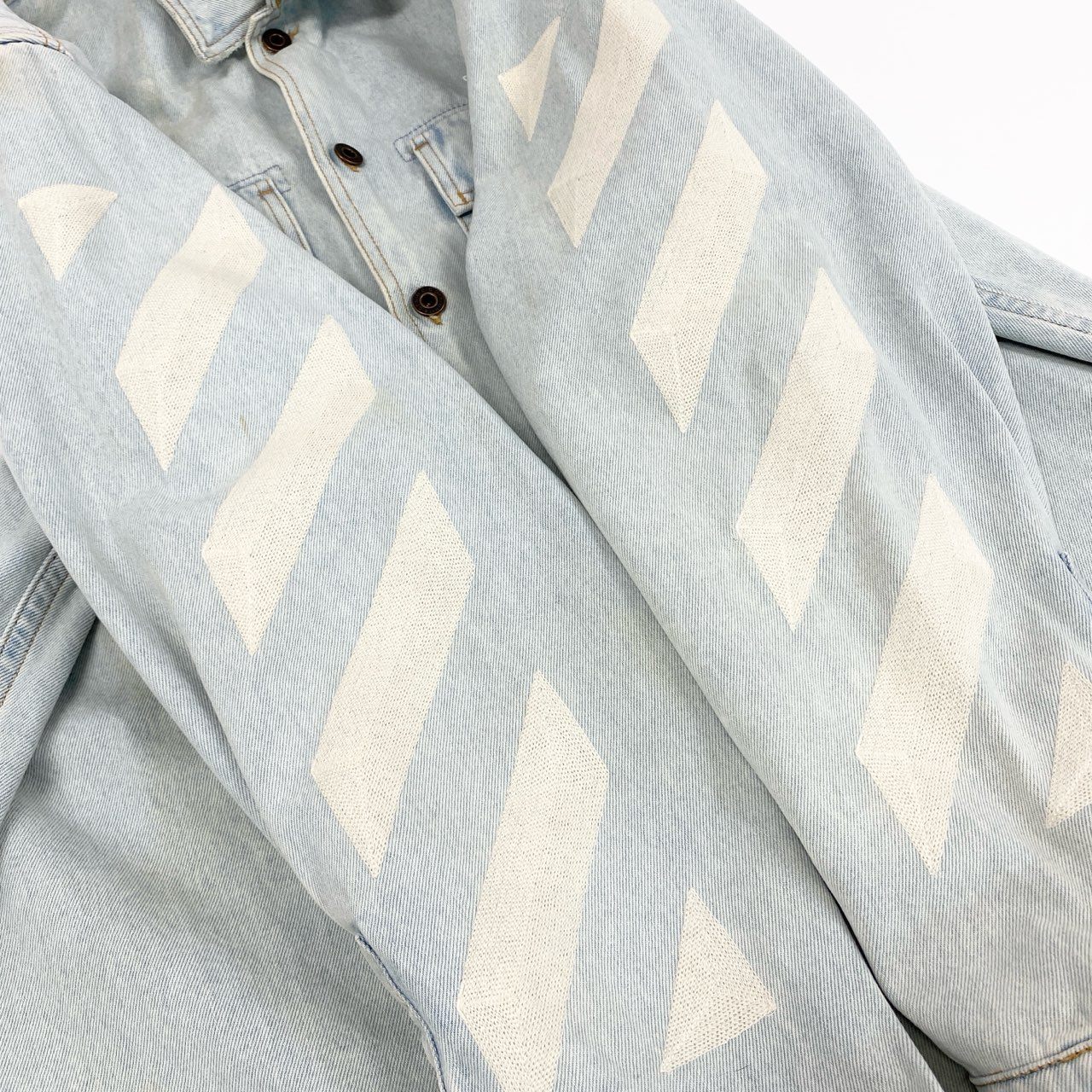 27a17 OFF-WHITE オフホワイト Diag Oversize Denim Shirt ダメージ加工 ロゴ オーバーサイズ デニム シャツ ジャケット OMYD017R20386018 M インディゴ デニム