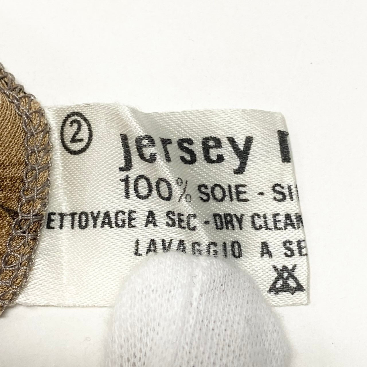 80d13 LEONARD PARIS レオナール 長袖ワンピース ロングワンピース 花柄プリント 総柄 ウエスト切替 マルチカラー シルク100% レディース 女性用o07t