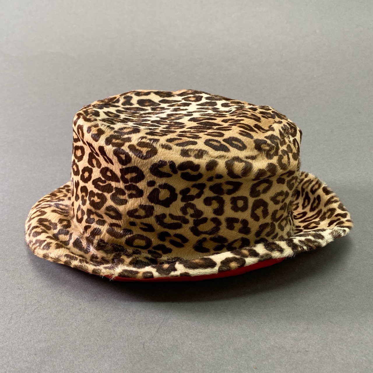 f6 DOLCE&GABBANA ドルチェアンドガッバーナ レオパード柄 バケットハット ハラコ レザー 帽子 イタリア製 58 Mサイズ相当 ブラウン