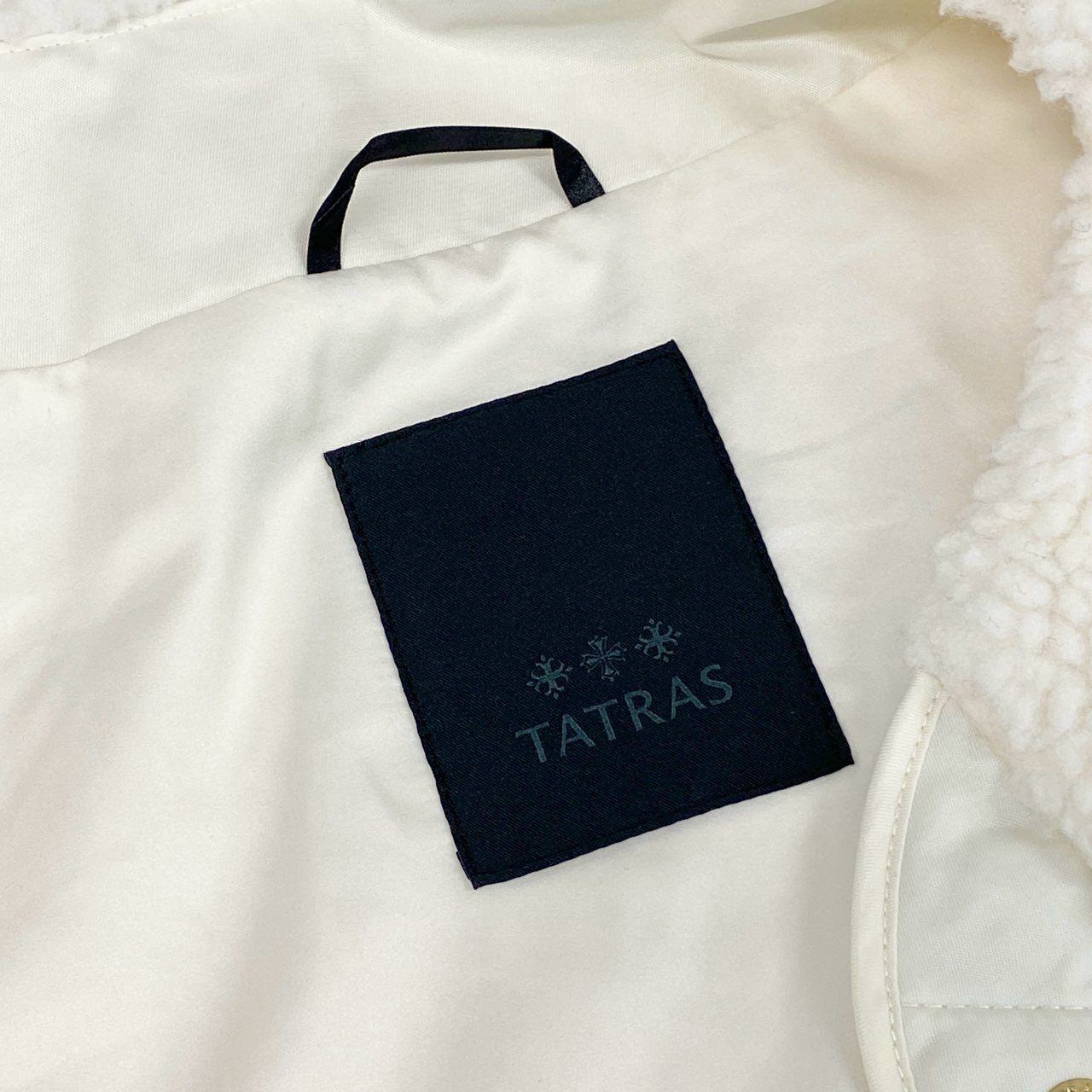 40c29 【美品】 TATRAS タトラス アナベラ ボアブルゾン ショート丈 フリースカーディガン ボアジャケット ナイロン LTAT24A4042-L 02 ホワイト