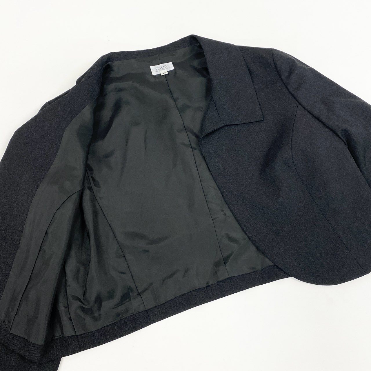 35l27 《美品》 FOXEY BOUTIQUE フォクシー ブティック お受験スーツ セットアップ ジャケット/ノースリーブワンピース 2点セット サイズ42 グレー レディース 日本製