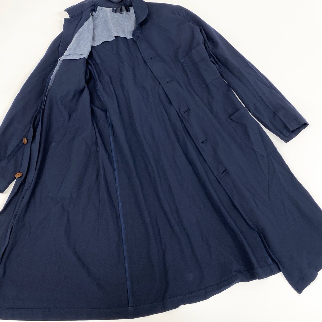 79g24 《美品》 COMME des GARCONS コムデギャルソン 丸襟 ストレッチコート L ネイビー 伸縮性◎ ライトアウター 女性服 日本製 AD2004_
