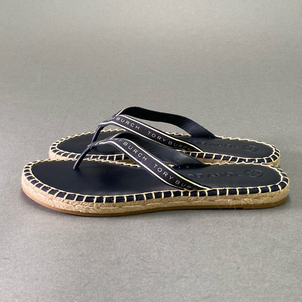 7d22 《未使用品》 TORY BURCH トリーバーチ エスパドリーユ トングサンダル 6 1/2 ブラック レザー シューズ 夏
