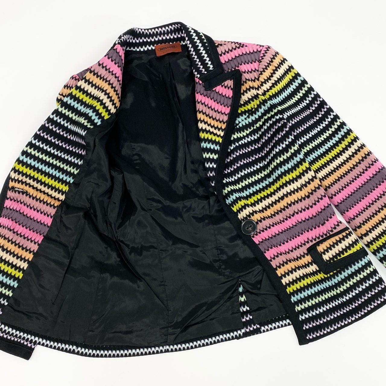 25f14 MISSONI ミッソーニ イタリア製 テーラードジャケット ニットジャケット パイピング ピークドラペル 40 マルチカラー レーヨン レディース