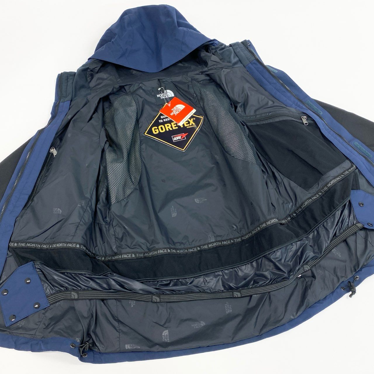 33f18 《新品保管品》 THE NORTH FACE ザ ノースフェイス MOUNTAIN JACKET マウンテンジャケット パーカー GORE-TEX ゴアテックス NP61540 サイズXL ブルー ブラック ナイロン メンズ 紳士服