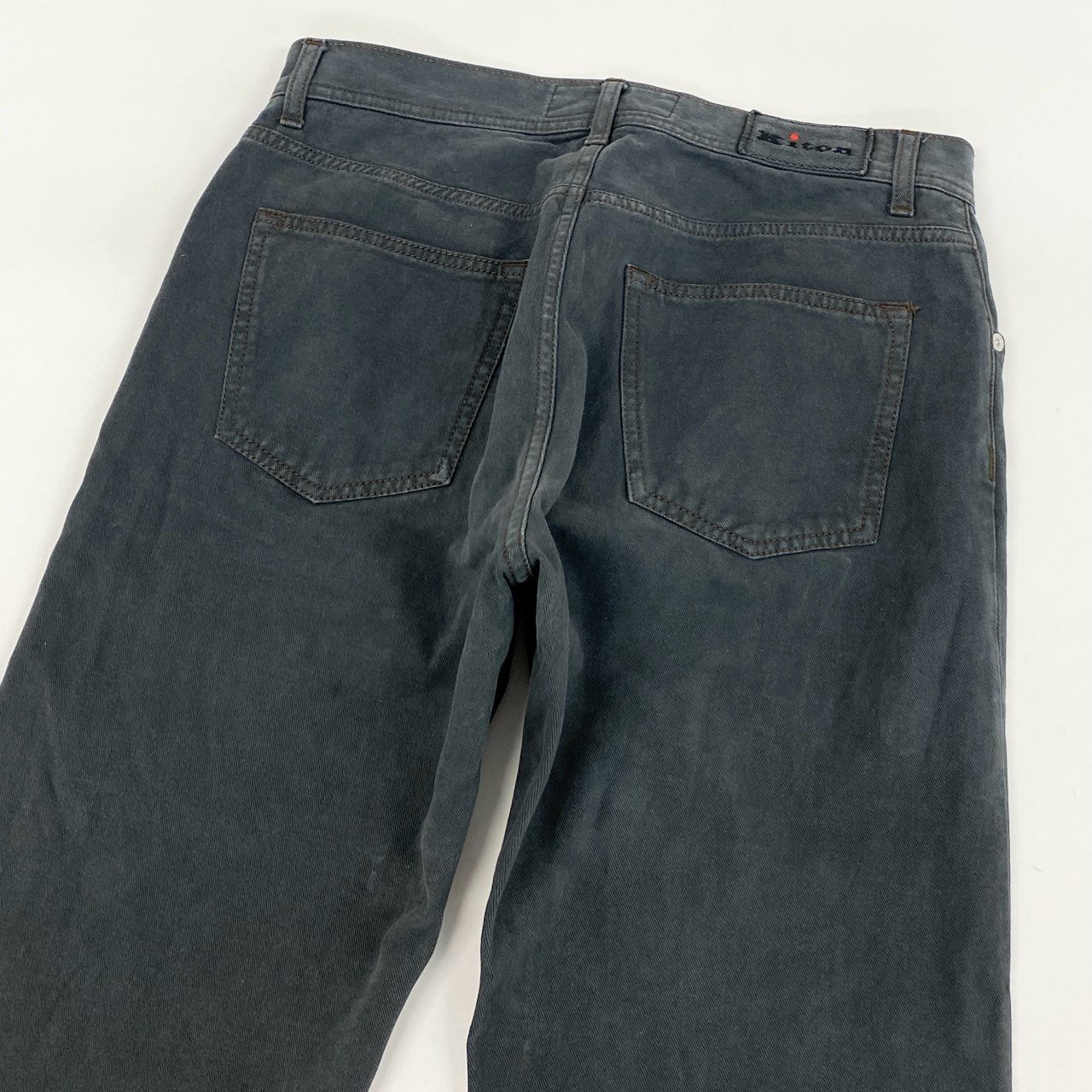 70i2 Kiton キトン キートン イタリア製 ブラックデニムパンツ ボトムス 5ポケット 33 M-Lサイズ ブラック コットン メンズo07t