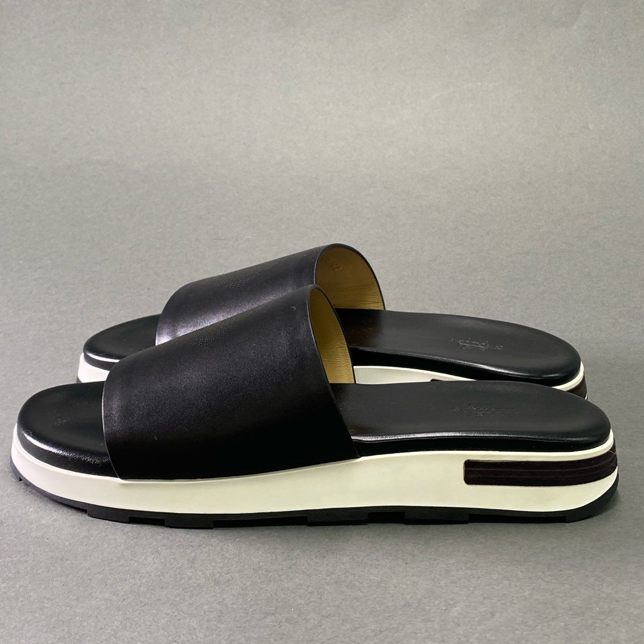 6f6 《極美品》 HERMES エルメス 廃盤 リフレックス Hロゴ サンダル 42 ブラック レザー シューズ 箱付き