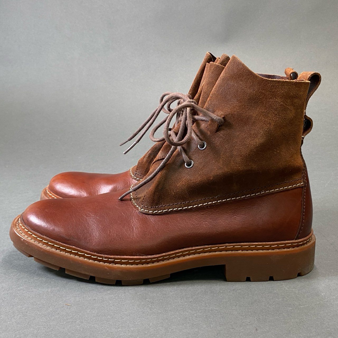 1h1 Clarks クラークス Trace Dusk レースアップ ワークブーツ デザートブーツ シューズ ブラウン レザー スウェード メンズt18r