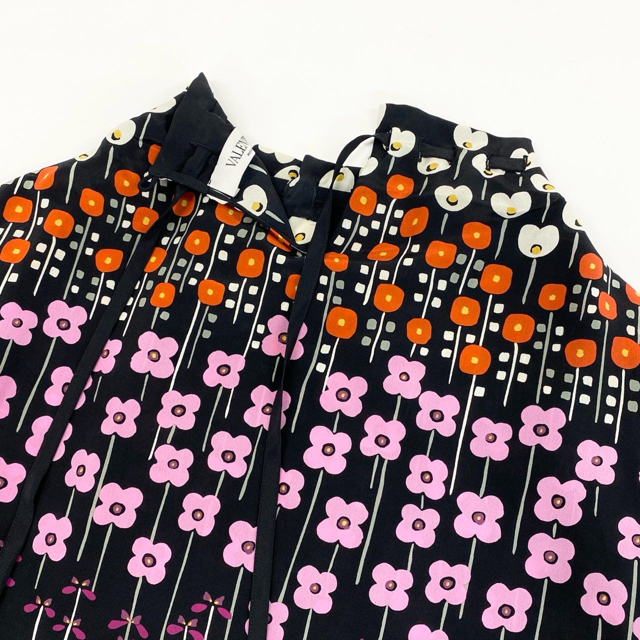 13f7 《美品》 VALENTINO ヴァレンティノ 長袖シャツ ブラウス トップス 花柄 テロテロ生地 サイズ40 マルチカラー シルク100% レディース
