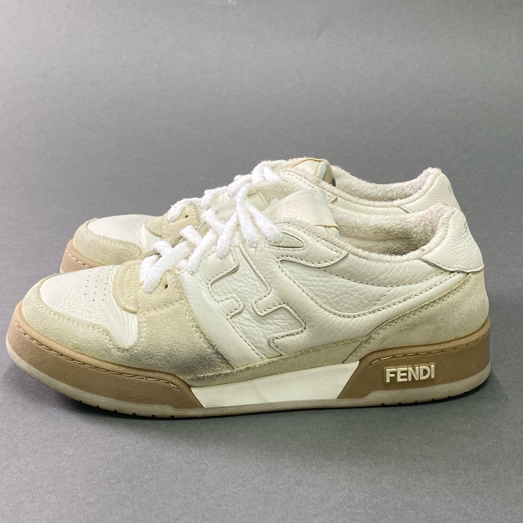7e10 定価¥149.600 FENDI フェンディ マッチ スエードロートップ スニーカー 7E ホワイト レザー FFパターン シューズ
