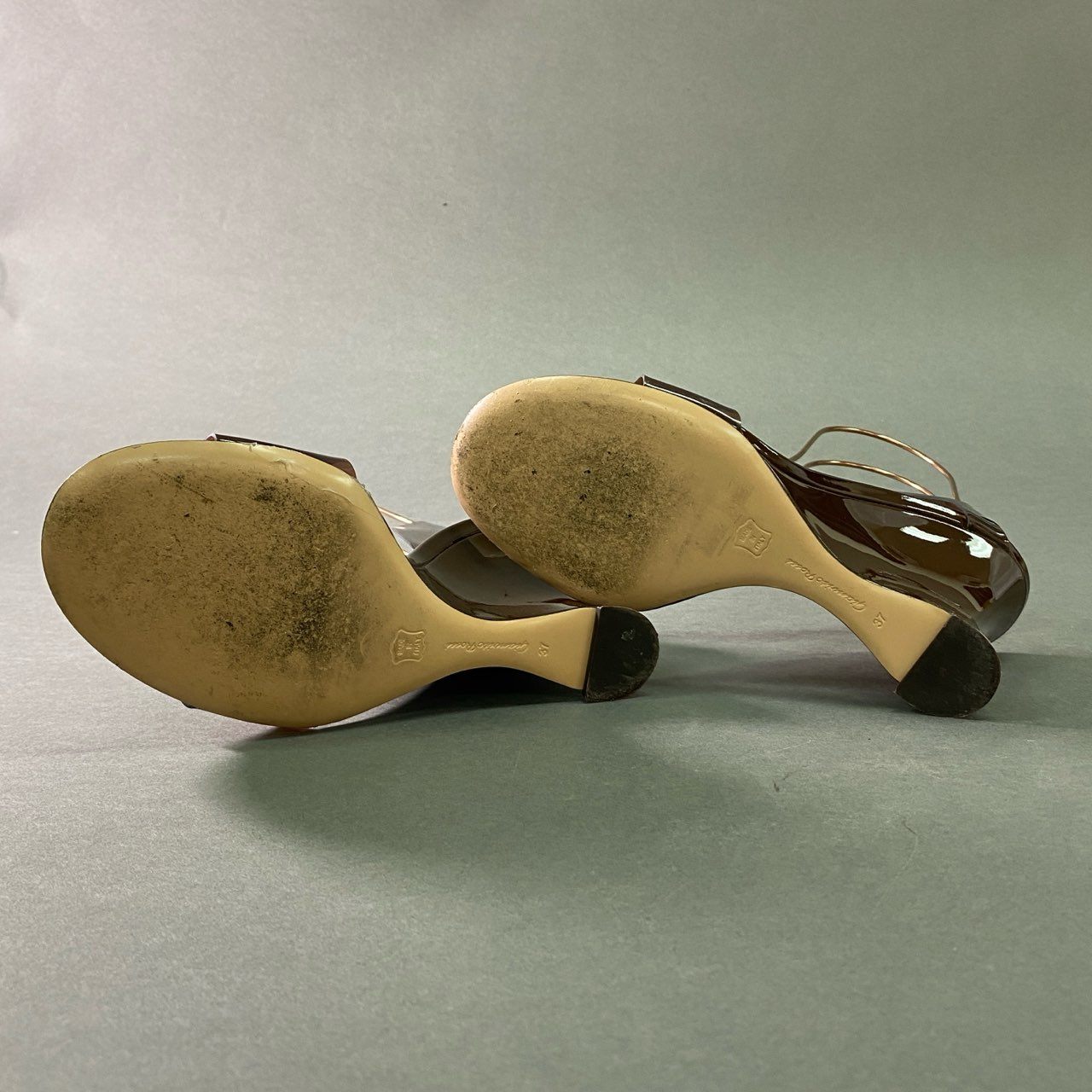 7a28 Gianvito Rossi ジャンヴィトロッシ Metropolis メトロポリス ガラスウェッジ サンダル シューズ イタリア製 37 ブラウン