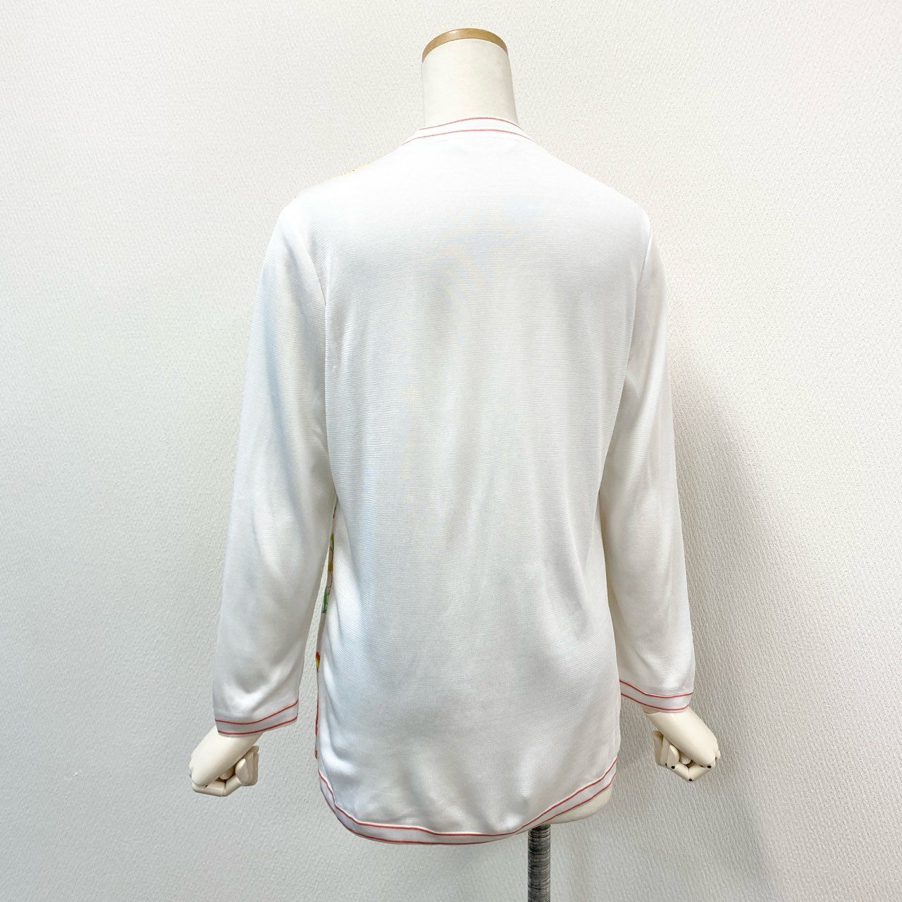 68g21-5 《極美品》 LEONARD レオナール カンカン素材切替 薄手カーディガン ニットカーディガン 美しい花柄プリント サイズ40 マルチカラー レディース 日本製