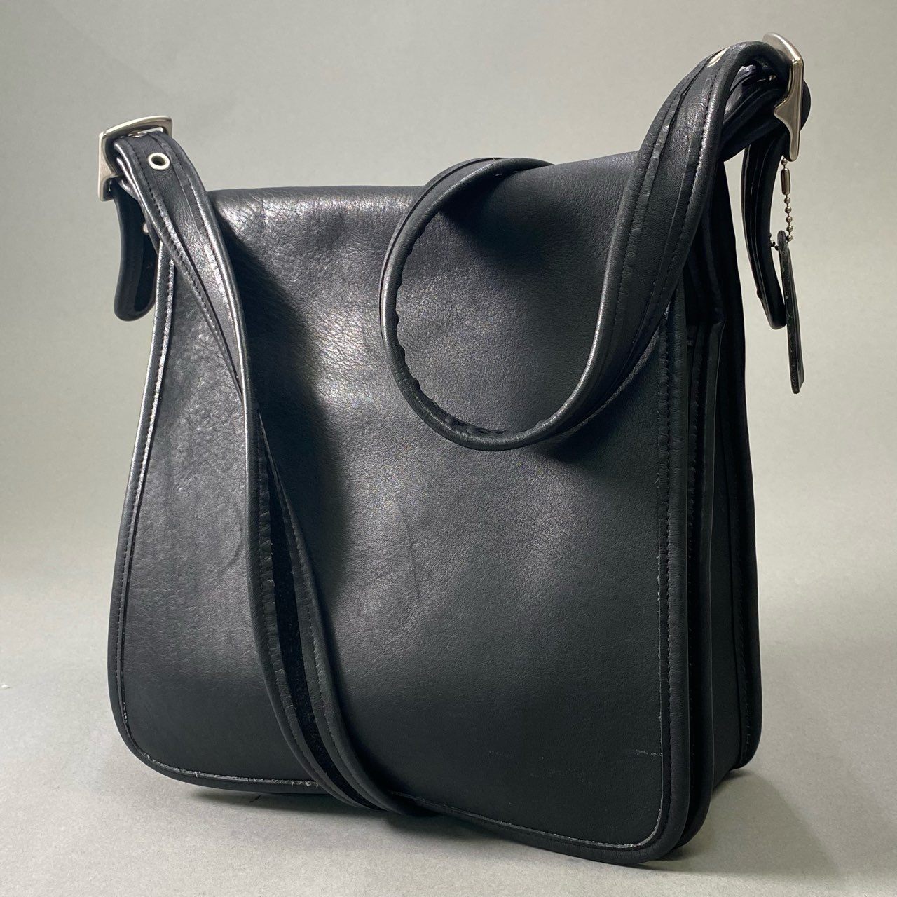 Ai18 COACH コーチ オールドコーチ ショルダーバッグ クロスボディバッグ 9144 ブラック レザー 鞄 カバン Vintage ヴィンテージt18r