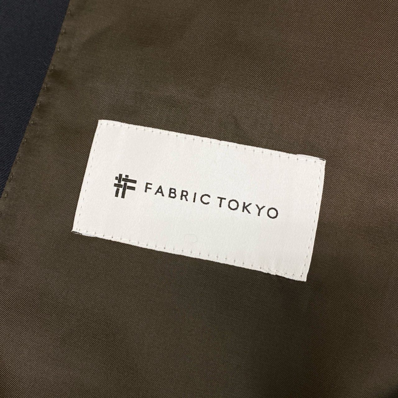 53j17 FABRIC TOKYO ファブリックトーキョー セットアップスーツ 3ピース シングルスーツ ビジネス フォーマル ネイビー メンズu02t