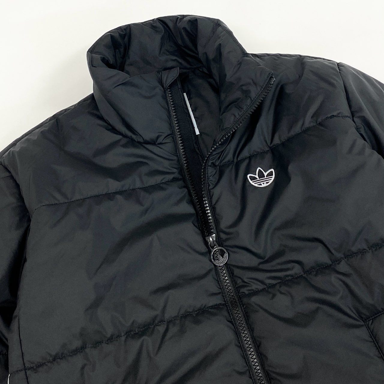 35i9 adidas アディダス Short Puffer Jacket ショート 中綿ジャケット トレフォイルロゴ GK8554 Mサイズ ブラック レディースk02i