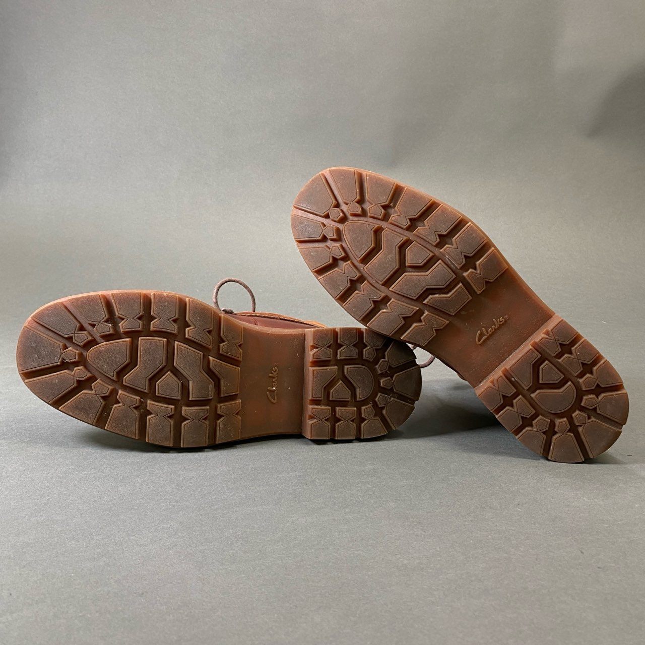 1h1 Clarks クラークス Trace Dusk レースアップ ワークブーツ デザートブーツ シューズ ブラウン レザー スウェード メンズt18r