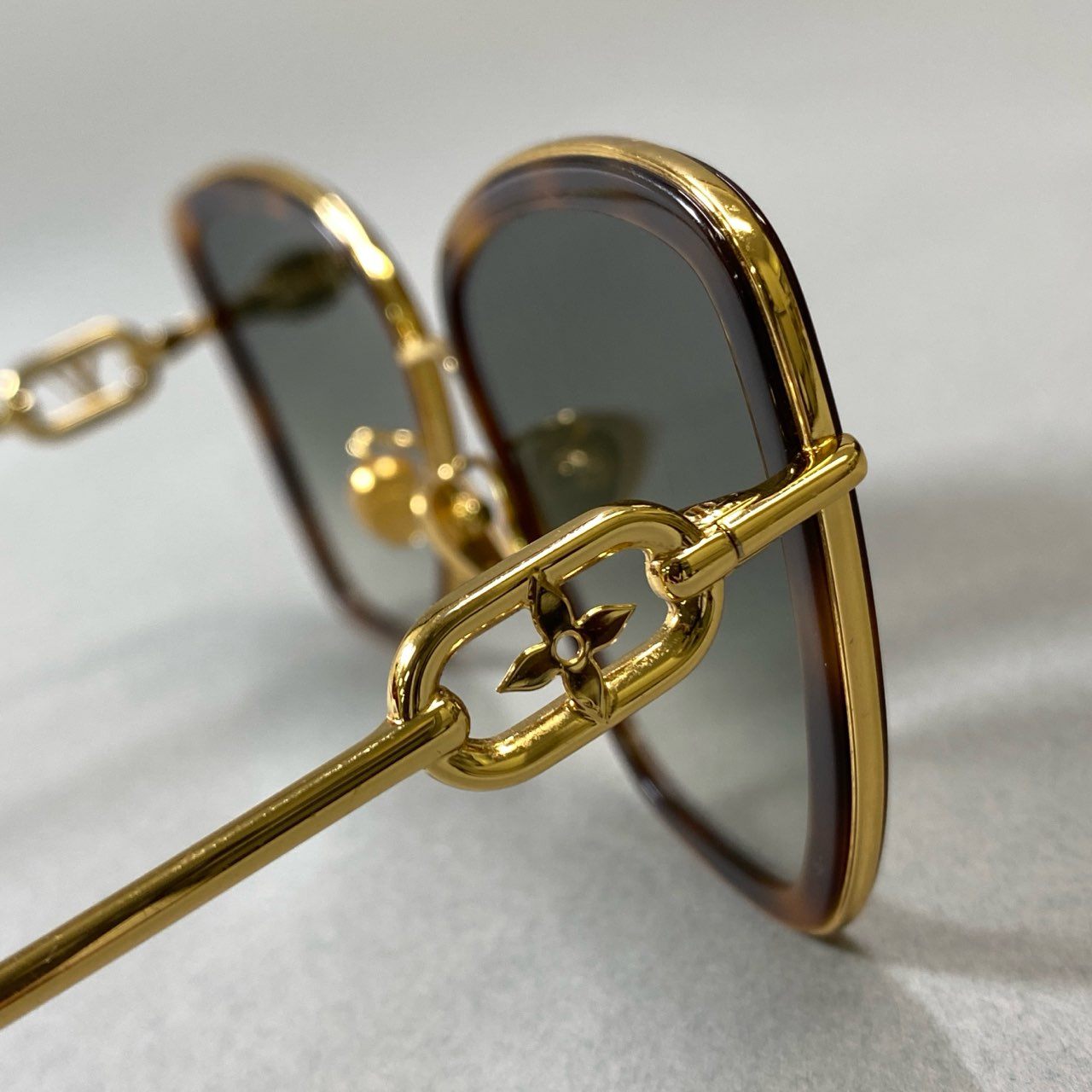 j16 Louis Vuitton ルイヴィトン リンクワン キャットアイ サングラス アイウェア イタリア製 MG2282 Z1770E 59-17-140 ブラウン ゴールド レディースo07t