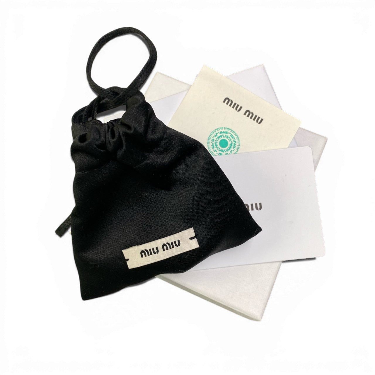 c4 【美品】miu miu ミュウミュウ ゴールド メタル ヘアクリップ レディース 女性用 ヘアアクセサリーta1