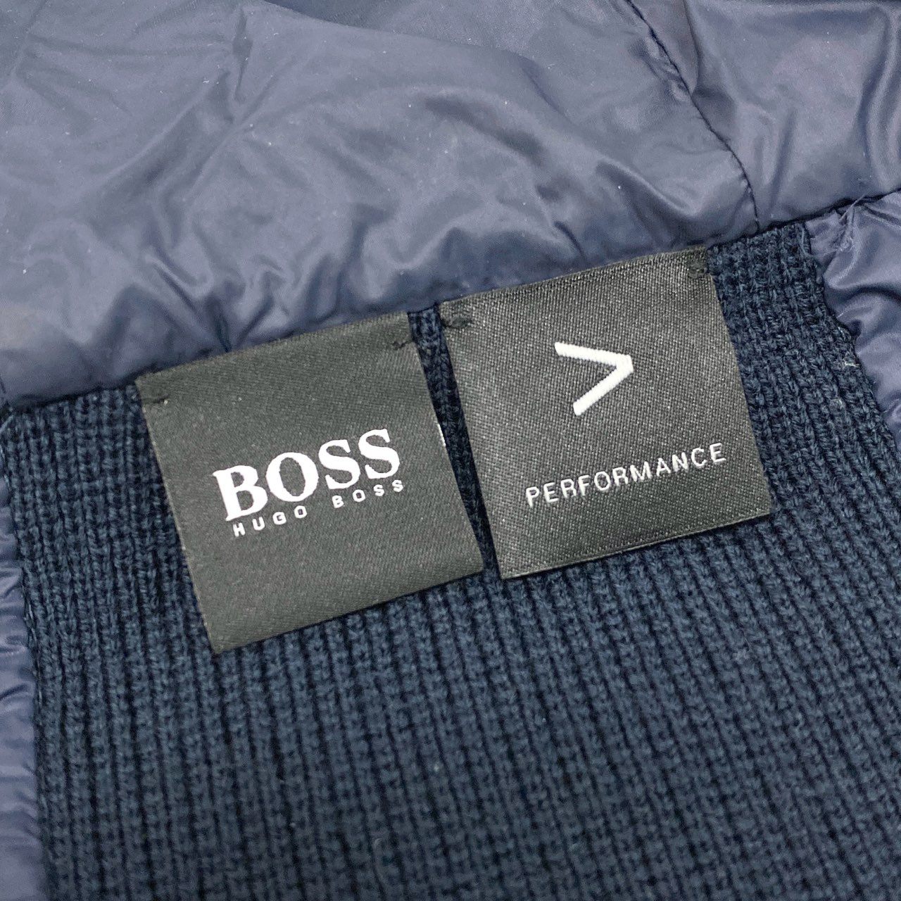 60i29 HUGO BOSS ヒューゴボス PERFPRMANCE ニット切替 中綿ナイロンジャケット 10237227 M ネイビー アウターt18r