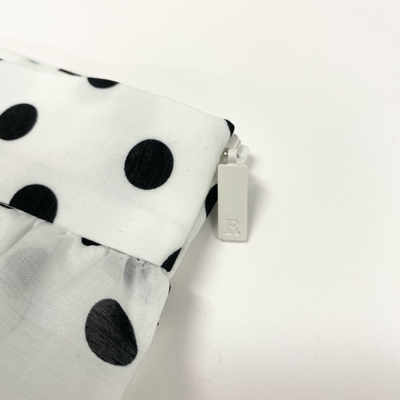 33g23 《美品》 Rene ルネ ドット柄 フレアスカート 36 ホワイト ブラック Dot Skirt ボトムス 日本製 女性服