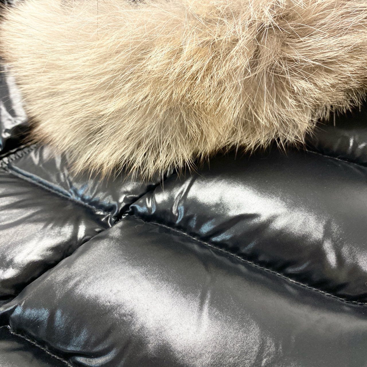 71i26 《美品》 MONCLER モンクレール FULMARUS フルマラス フォックスファー ダウンコート E20934986325 0 ブラック FOX FUR DOWN COAT 女性用t18r