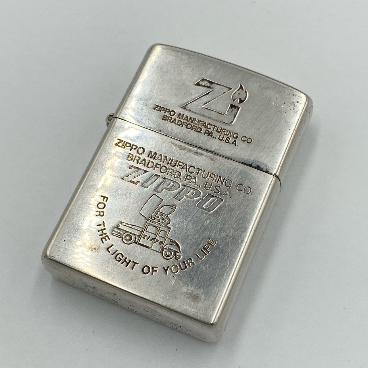 h21 ZIPPO ジッポ オイルライター × 車型ケース Vintage ヴィンテージ シルバー 喫煙具 インテリアt18r