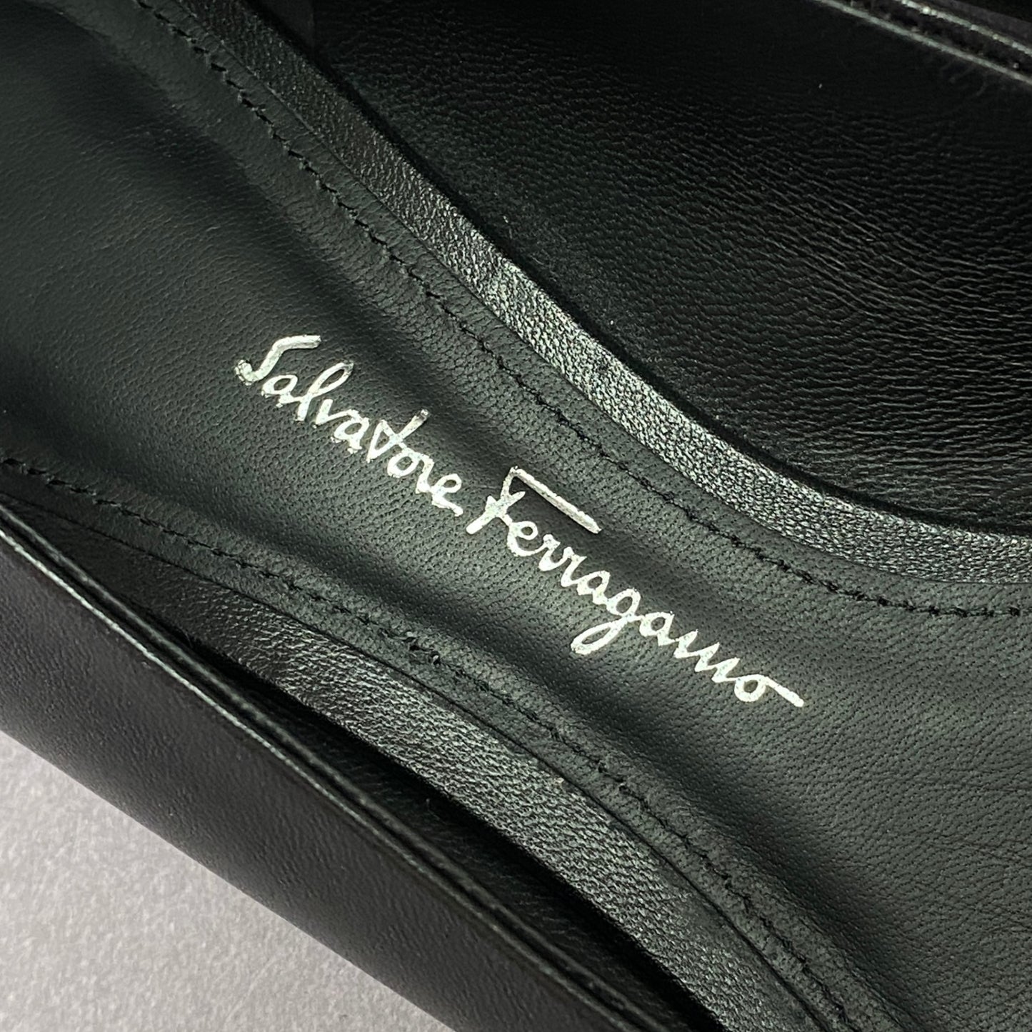 1a24 Salvatore Ferragamo サルヴァトーレフェラガモ VIVA リボンフラットパンプス シューズ 6 ブラック レザー