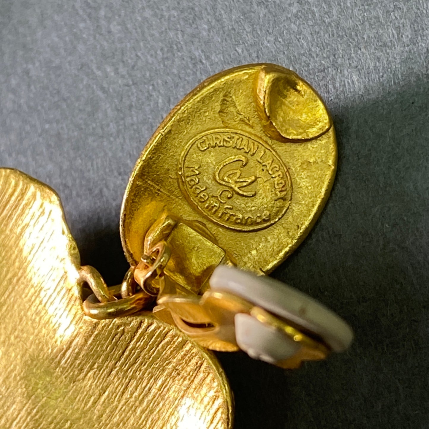 a24 Christian Lacroix クリスチャンラクロワ ラインストーン ハートモチーフ イアリング アクセサリー ゴールド