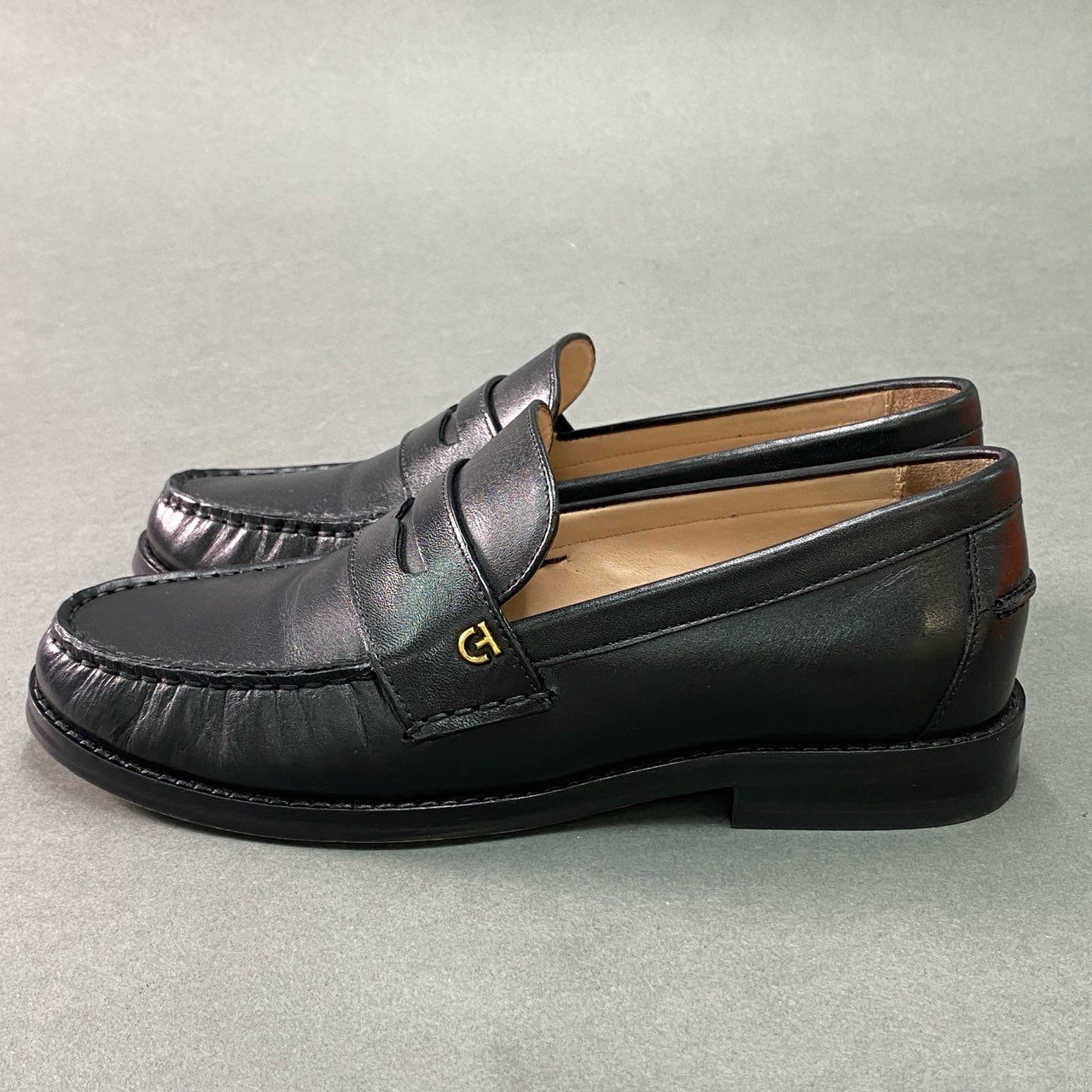 10f4 《美品》定価¥35.200 COLE HAAN コールハーン LUX PINCH PENNY ラックス ピンチ ペニーローファー W28842 5B ブラック レザー 革靴 シューズ 箱付き