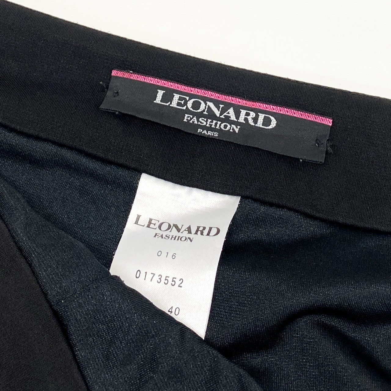 64d30 LEONARD レオナール カンカン素材 リラックスパンツ カジュアルパンツ サイズ40 ブラック アセテート ポリエステル レディース