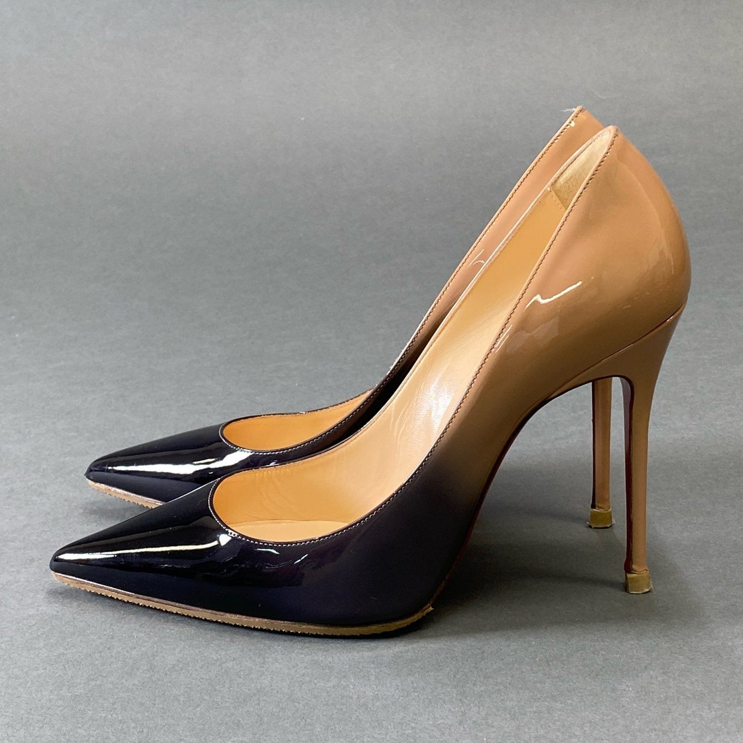 9g9 Christian Louboutin クリスチャンルブタン グラデーション ポインテッドトゥ パンプス サイズ37 ブラック ベージュ レディース